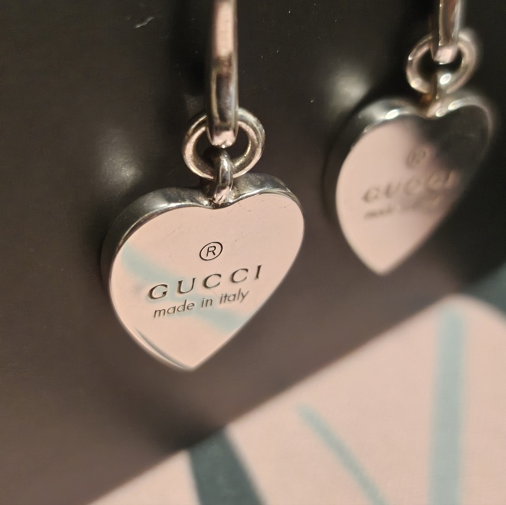 Gucci Sterling Silver 925 Dangling Heart Earrings in pouch and box used twice - Picture 6 of 11